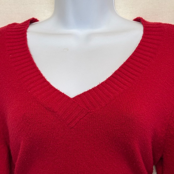 C-27 St. John’s Bay Red Long Sleeve PulloverSweater Size‎ M - Picture 5 of 16
